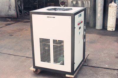 工業(yè)冷水機廠哪家比較好？