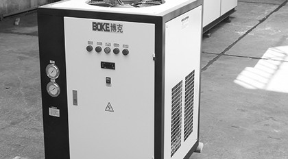 冬季工業(yè)冷水機該怎么維修？