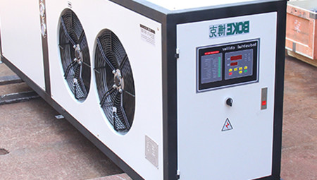 如何選擇工業(yè)冷水機的蒸發(fā)器？